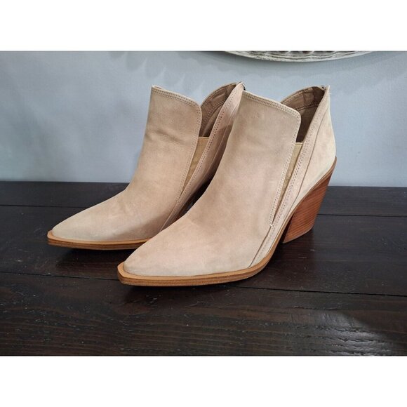 EUC Vince Camuto Gradina Block Heel Bootie in Tortilla/Size. 8.5M - Picture 3 of 10